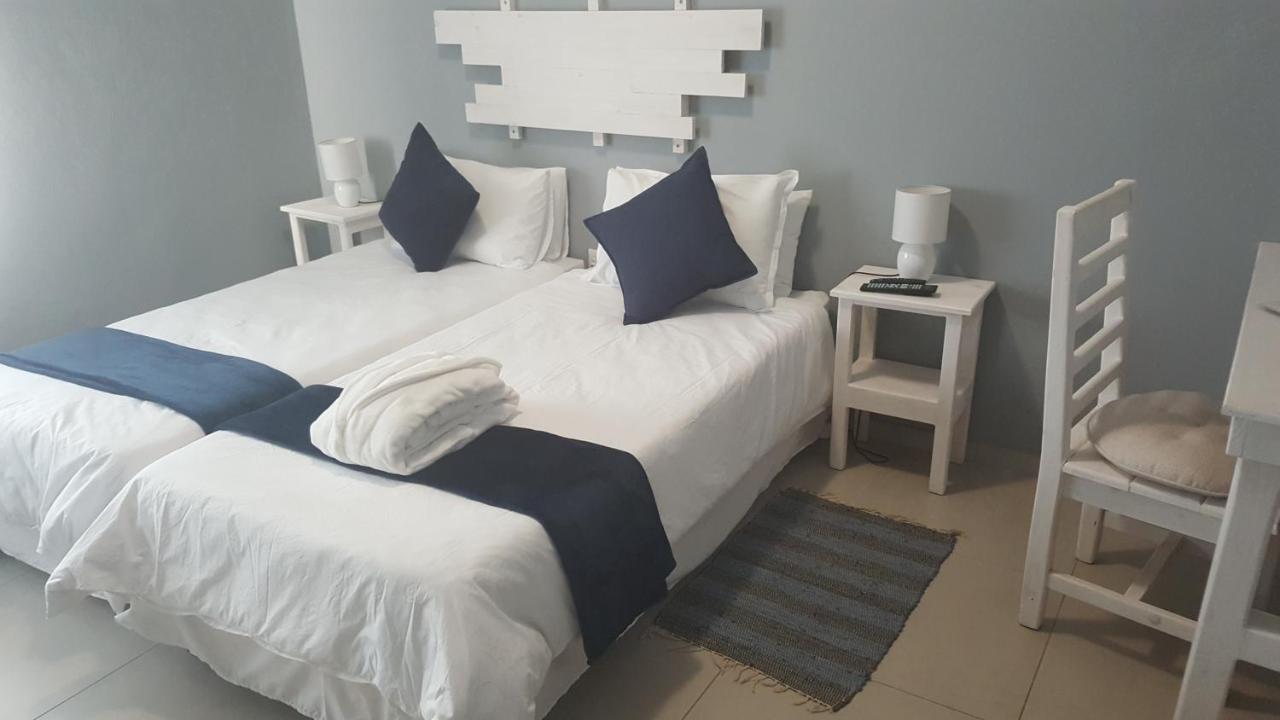 Bella Luna Bed And Breakfast Walvis Bay Exterior photo
